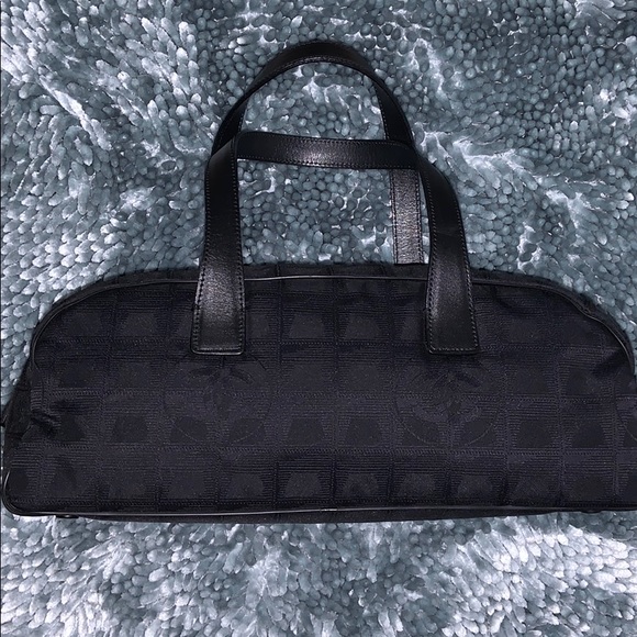 AUTHENTIC Chanel satchel handbag - Picture 2 of 5